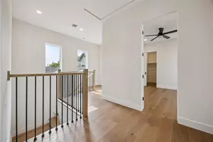 227 E 26th St, Houston, TX 77008 - Photo 16