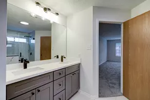 34 N High Oaks, Spring, TX 77380 - Photo 10