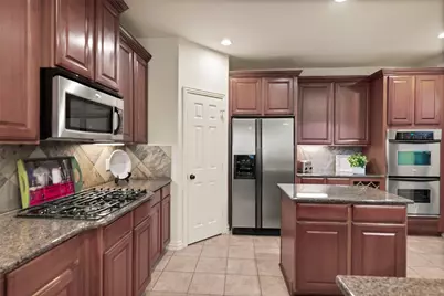 14 Petal Park Place, The Woodlands, TX 77382 - Photo 10