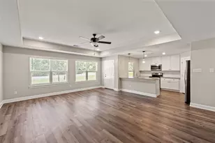 15843 Oak Dr, Montgomery, TX 77356 - Photo 2