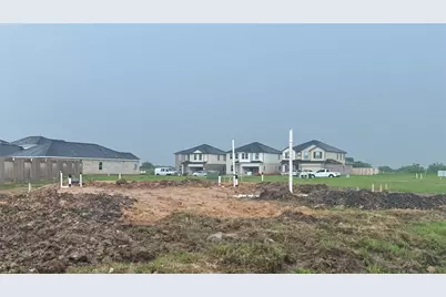 8104 Ocean Jasper Lane, Texas City, TX 77591 - Photo 2
