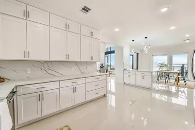 9208 W Bay Road, Galveston, TX 77554 - Photo 20