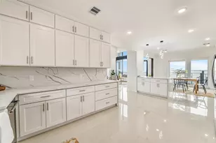 9208 W Bay Rd, Galveston, TX 77554 - Photo 20