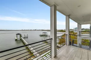 9208 W Bay Rd, Galveston, TX 77554 - Photo 46