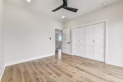 9208 W Bay Road, Galveston, TX 77554 - Photo 40