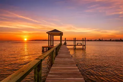 9208 W Bay Road, Galveston, TX 77554 - Photo 2