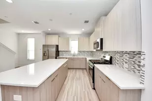 18716 Centro Main St, Shenandoah, TX 77385 - Photo 32