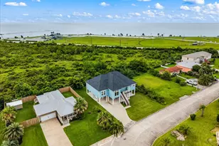 218 Debbie Ln, San Leon, TX 77539 - Photo 36