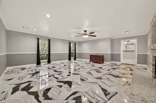 2239 Parkdale Dr, Houston, TX 77339 - Photo 10