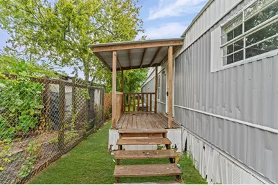 118 Canvasback N, Baytown, TX 77523 - Photo 4