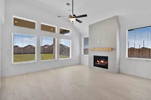 15031 Mission Ave, Mont Belvieu, TX 77523 - Photo 8
