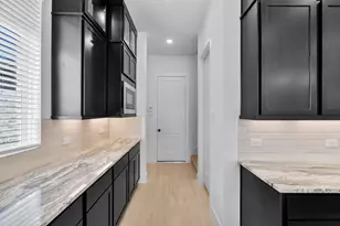 15031 Mission Ave, Mont Belvieu, TX 77523 - Photo 20