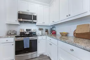 970 Surf, Crystal Beach, TX 77650 - Photo 16
