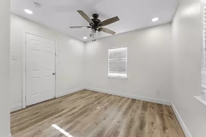 1435 N Durham Drive, Houston, TX 77008 - Photo 14