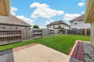 4714 Lake Rim Drive, Alvin, TX 77511 - Photo 18