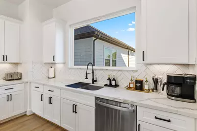 1807 Lee Street, Houston, TX 77026 - Photo 8