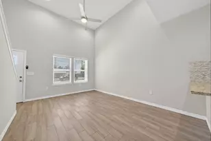 16684 E Ivanhoe, Montgomery, TX 77316 - Photo 6