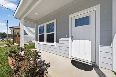 16684 E Ivanhoe, Montgomery, TX 77316 - Photo 2