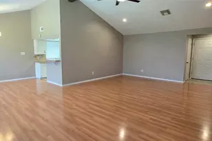 3038 Shawnee Dr, Sugar Land, TX 77479 - Photo 6