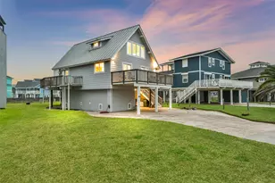 4227 Maison Rouge Ct, Galveston, TX 77554 - Photo 38