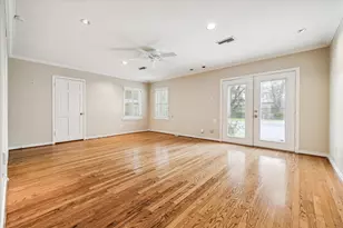5505 Holly Springs Dr, Houston, TX 77056 - Photo 18