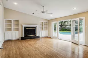 5505 Holly Springs Dr, Houston, TX 77056 - Photo 4