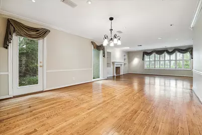 5505 Holly Springs Drive, Houston, TX 77056 - Photo 8