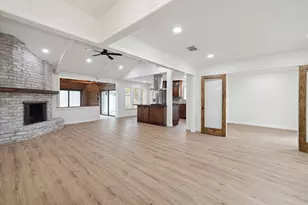9719 Springmont Dr, Houston, TX 77080 - Photo 1
