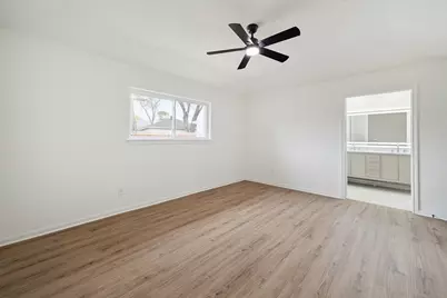 9719 Springmont Drive, Houston, TX 77080 - Photo 18