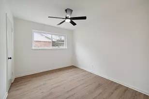 9719 Springmont Dr, Houston, TX 77080 - Photo 24