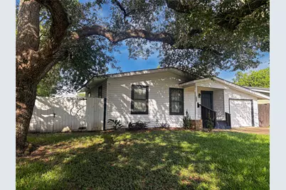 306 Azalea Street, Lake Jackson, TX 77566 - Photo 18