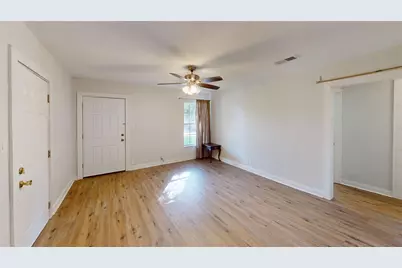 306 Azalea Street, Lake Jackson, TX 77566 - Photo 4