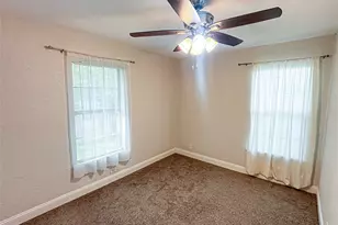 306 Azalea St, Lake Jackson, TX 77566 - Photo 14