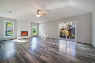 20230 Regents Corner Dr, Katy, TX 77449 - Photo 12