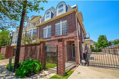 2022 Fairview, Houston, TX 77019 - Photo 1