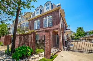 2022 Fairview, Houston, TX 77019 - Photo 1