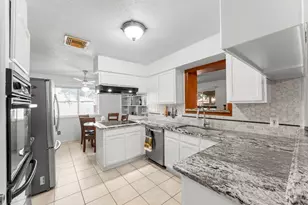 6103 Sunnygate Dr, Spring, TX 77373 - Photo 6