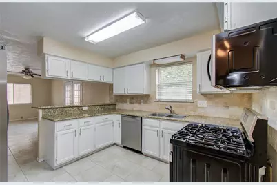 10618 Prospect Hill Drive, Houston, TX 77064 - Photo 14