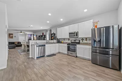 806 Wembley Wood Way, Houston, TX 77336 - Photo 10