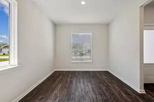 10347 Red Cardinal Dr, Cleveland, TX 77328 - Photo 4