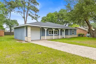 315 Roundabout Rd, Huntsville, TX 77320 - Photo 2
