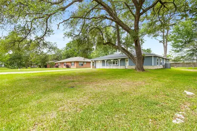 315 Roundabout Road, Huntsville, TX 77320 - Photo 24