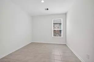 12818 Mossy Knl Dr, Houston, TX 77044 - Photo 26