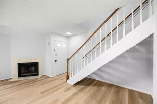 1515 Sandy Springs Rd, Houston, TX 77042 - Photo 6