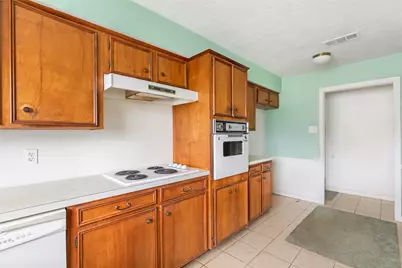 814 Oak Leaf Street, La Porte, TX 77571 - Photo 18
