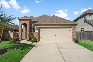 19434 Pacers Gait Ln, Tomball, TX 77377 - Photo 2