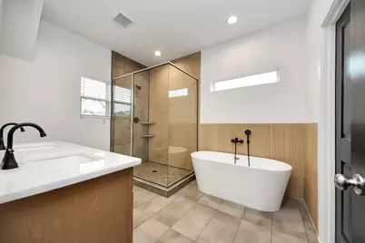 956 Junell Street #A, Houston, TX 77088 - Photo 8