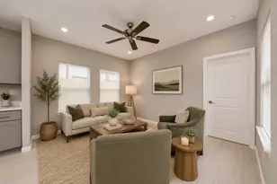 4013 Elmwood St, Houston, TX 77051 - Photo 4