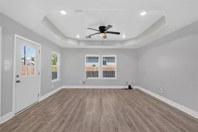 8018 Ethel Street, Houston, TX 77028 - Photo 4