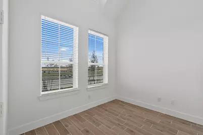 12115 Canal View Boulevard, Mont Belvieu, TX 77523 - Photo 8